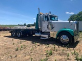 2001 Freightliner FLD132 XL CLASSIC T/A Rollback Truck