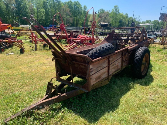 Pull Behind Manure Spreader