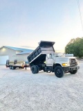 1996 Ford F800 S/A Dump Truck