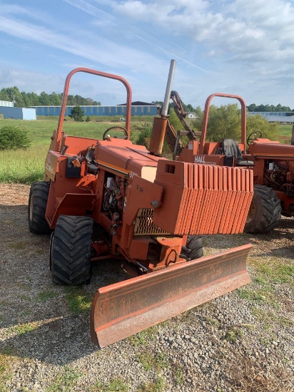 2001 Ditch Witch 5110 Ride On Trencher