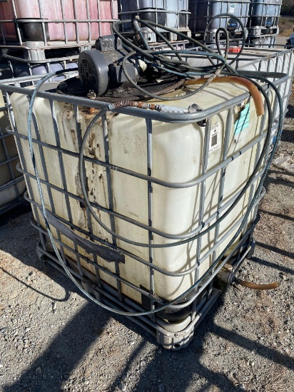 250 Gallon Poly Tank In Crate