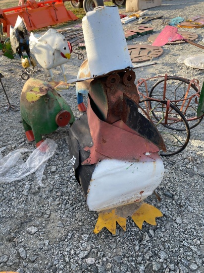 Rustic Medal Penguin