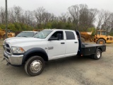 2017 DODGE 5500 S/A CREW CAB FLATBED TRUCK