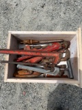 Quantity of wrenches.