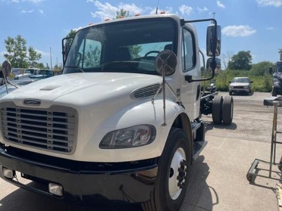 2016 Freightliner M2 S/A CAB & CHASSIS TRUCK
