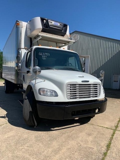 2017 Freightliner M2 S/A REEFER TRUCK - FLEET MAINTAINED