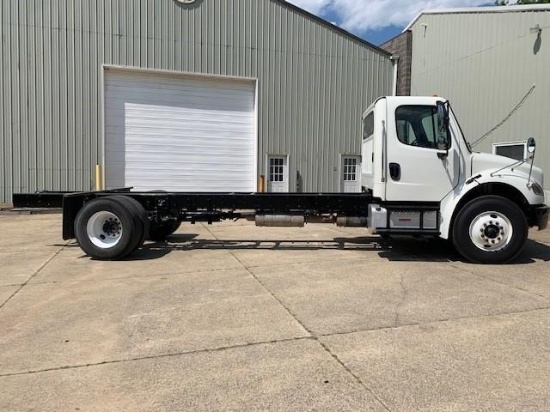 2016 Freightliner M2 S/A CAB & CHASSIS TRUCK