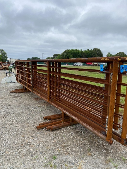 24FT HD Panel W/12FT Gate