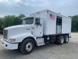 INTERNATIONAL 9200 6X4 T/A FUEL & LUBE TRUCK