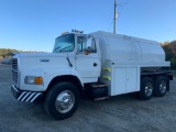 1994 FORD L8000 T/A 4000 GALLON WATER TRUCK