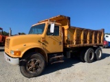 INTERNATIONAL 4900 6x4 T/A DUMP TRUCK