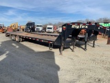 2017 BIG TEX 22GN-28BK+5MR T/A GOOSENECK TRAILER