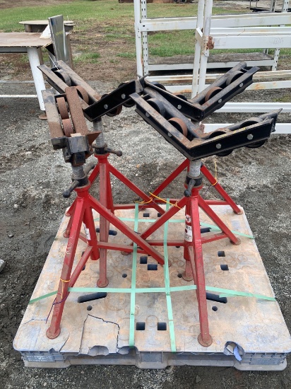 QTY OF 4 3 LEG GIANT JACK STANDS