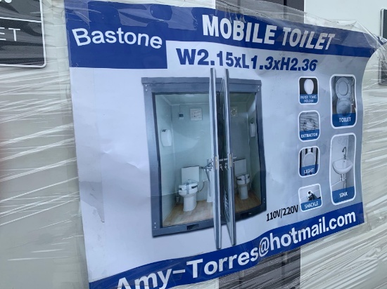 UNUSED 2022 Portable Toilets With Single Close Stools