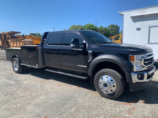 2022 FORD F550 LARIAT 4x4 CREW CAB SKIRT BODY FLATBED TRUCK