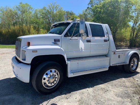 2001 GMC C7500 CREW CAB GOOSENECK FLATBED TRUCK