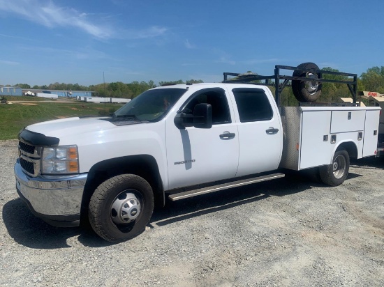 2014 CHEVROLET 3500HD CREW CAB 4X4 UTILITY BODY TRUCK