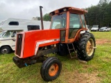 ALLIS-CHALMERS 8010 Enclosed Cab 2WD Farm Tractor