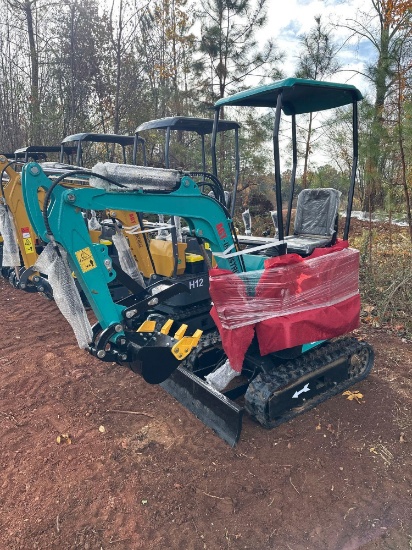 2023 AGT QH12 MINI EXCAVATOR