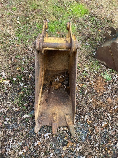 Caterpillar Backhoe Bucket