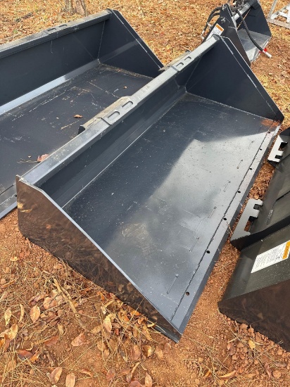 WOLVERINE 80 INCH SMOOTH BOTTOM SKID STEER BUCKET