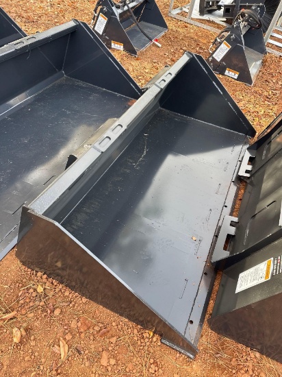 WOLVERINE 74INCH SMOOTH BOTTOM SKID STEER BUCKET