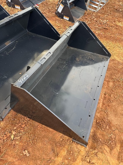 WOLVERINE 68INCH SMOOTH BOTTOM SKID STEER BUCKET