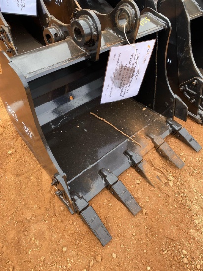 LandHero Mini Excavator 30IN Digging Bucket