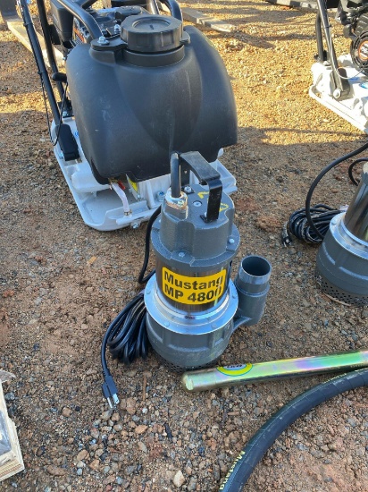 New Mustang MP 4800 2IN submersible pump