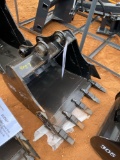 LandHero Mini Excavator 30IN Digging Bucket