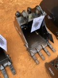 LandHero Mini Excavator 18IN Digging Bucket