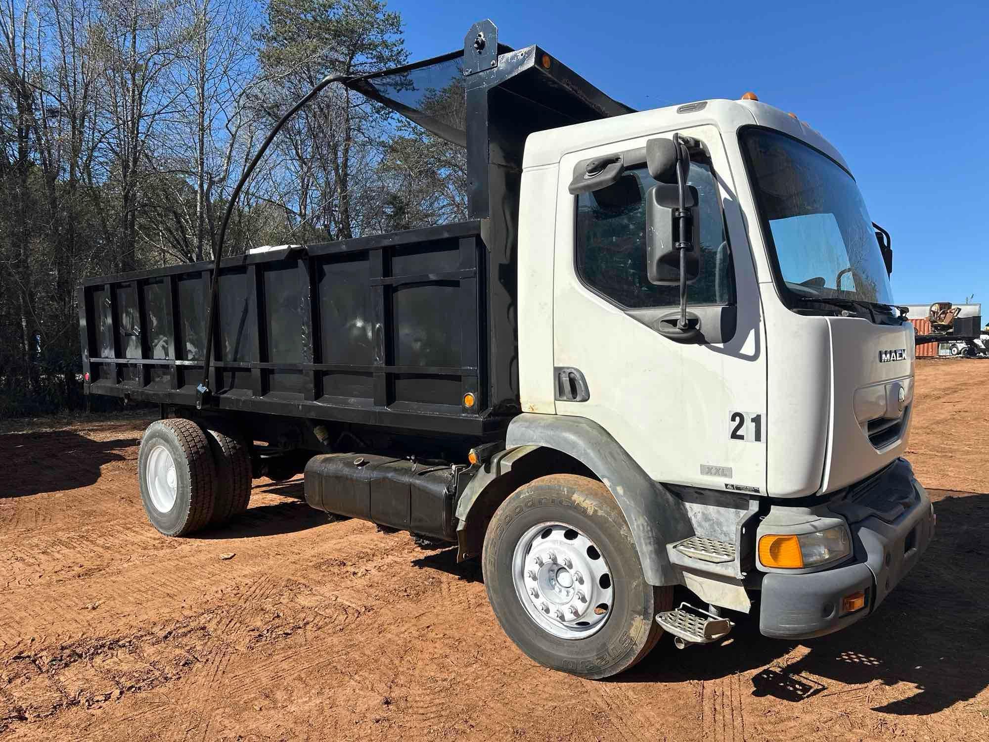 2002 MACK FREEDOM XXL CAB OVER S/A DUMP TRUCK | Proxibid