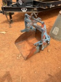 Ford 3PT Hitch Shovel Bucket