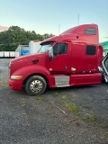 2011 Peterbilt 387 T/A Sleeper Truck Tractor