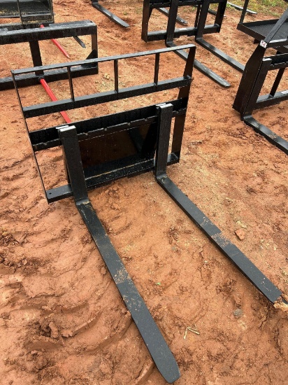 KIVEL 42IN MINI SKID STEER FORK ATTACHMENT