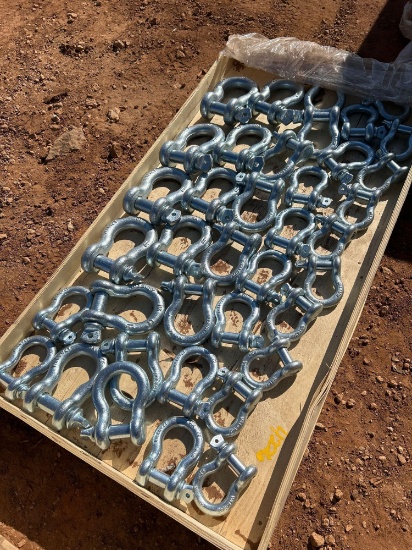 Pallet of Assorted Shackles