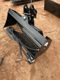 FUTURE Mini Excavator 32IN Tilt Bucket