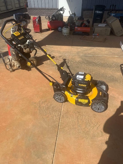 DEWALT 2x20V BUSHLESS PUSH MOWER