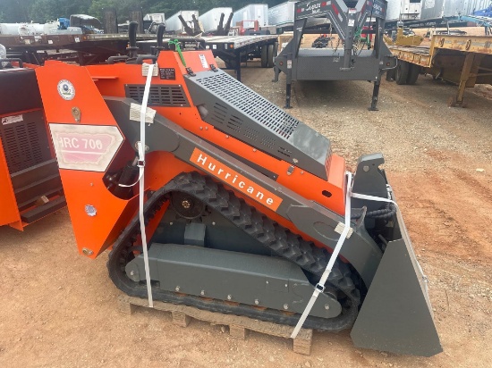 2024 HRC 700 MINI SKID STEER