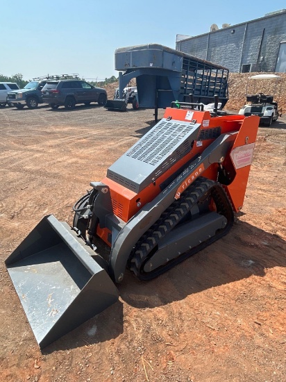 2024 HURRICANE HRC700 MINI CRAWLER SKID STEER