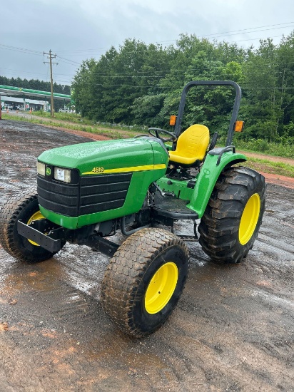 JOHN DEERE 4600 FARM TRACTOR