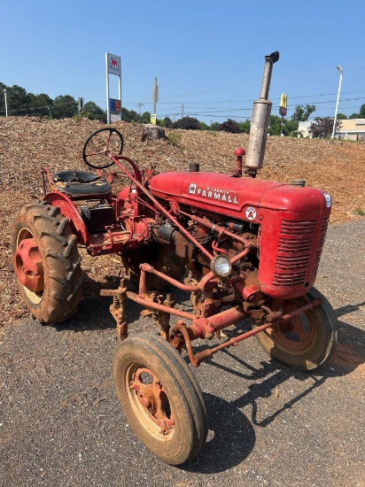 McCORMICK FARMALL SUPER A CULTIVATOR TRACTOR
