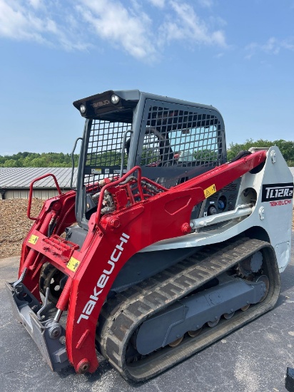 TAKEUCHI TL12R2 HIGH FLOW CRAWLER SKID STEER