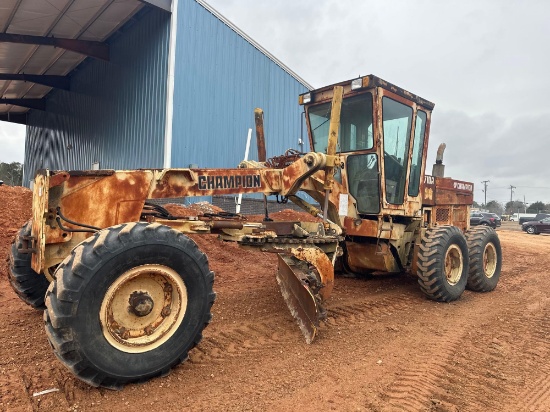 CHAMPION 710A MOTOR GRADER
