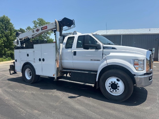 2017 FORD F-750 EXTENDED CAB CRANE BODY MECHANICS TRUCK