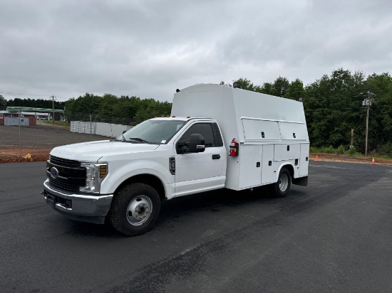2019 FORD F350 XL ENCLOSED BODY SERVICE TRUCK
