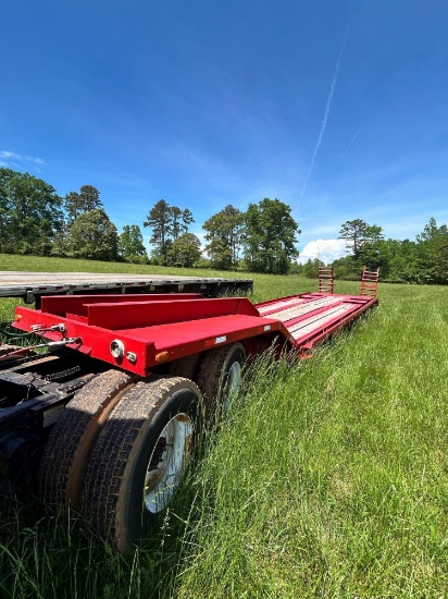 1976 JOHN 35 TON T/A FIXED NECK LOWBOY