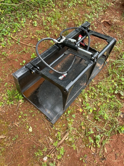 FUTURE 44IN MINI SKID STEER GRAPPLE BUCKET