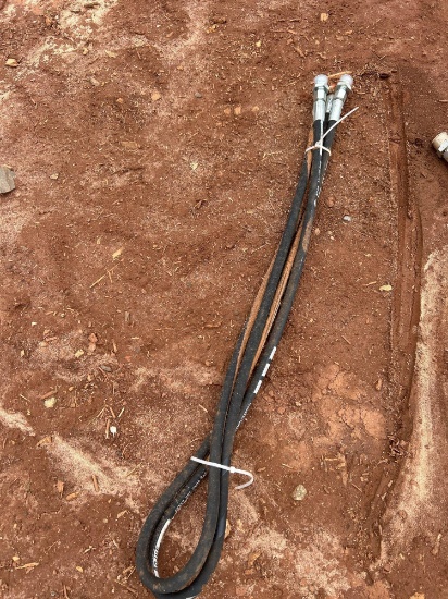 QTY(2) HYDRAULIC HOSES