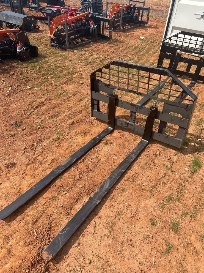 FUTURE 60IN SKID STEER FORK ATTACHMENT